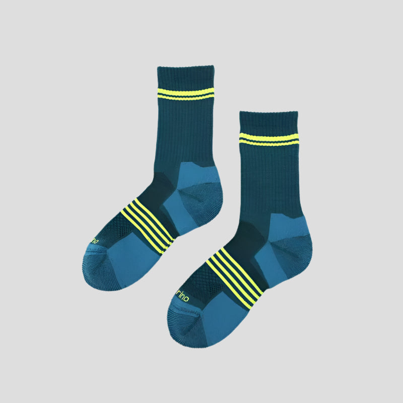 Hiking socks, lightweight shock-absorbing mid-tube socks, merino wool socks, sports socks